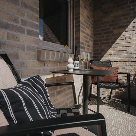 Jobostays - Luma2 Modernes Neubau-apartment In Mit Terrasse Und Kostenlosem Parkplatz شقة *