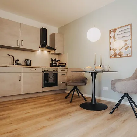 Jobostays - Luma2 Modernes Neubau-apartment In Mit Terrasse Und Kostenlosem Parkplatz *