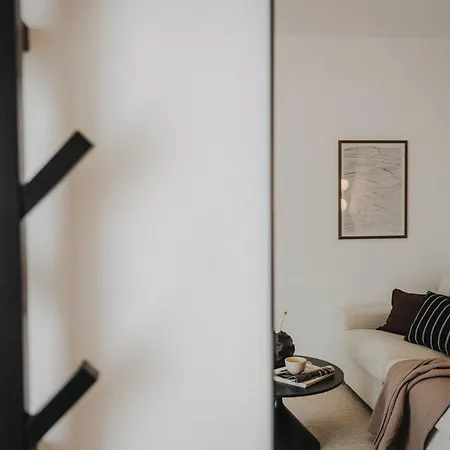 Jobostays - Luma2 Modernes Neubau-apartment In Mit Terrasse Und Kostenlosem Parkplatz شقة *